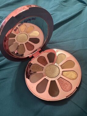 TARTE- Love Trust & Fairy Dust - 12-Shade palette